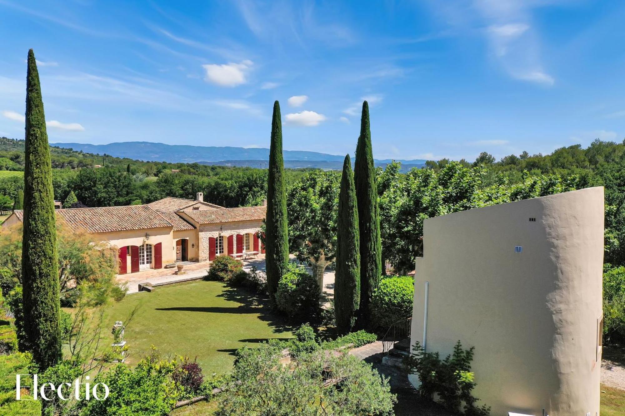 Bastide Domaine Tour Campanets Aparthotel Le Puy Sainte Reparade Bagian luar foto