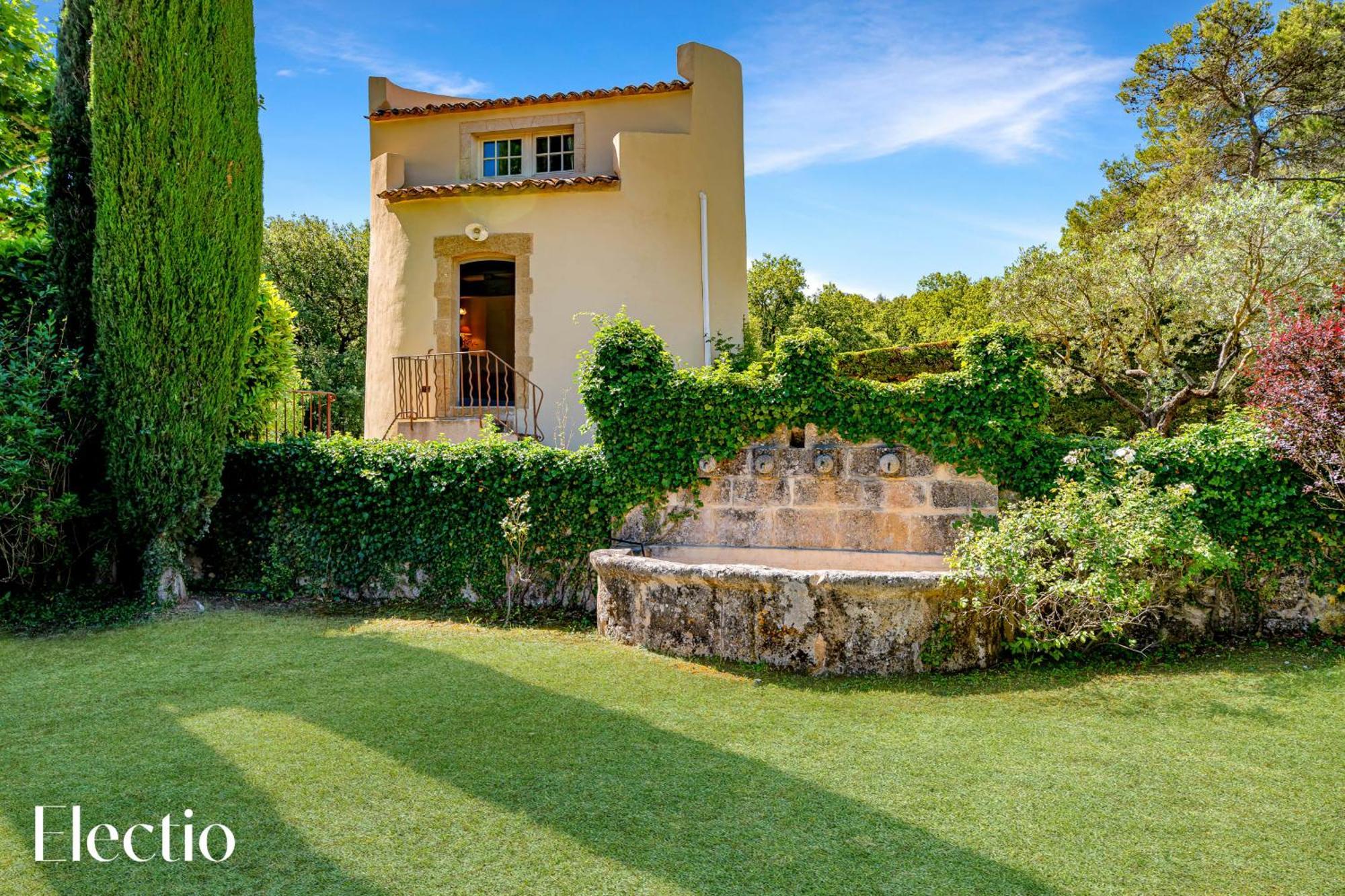 Bastide Domaine Tour Campanets Aparthotel Le Puy Sainte Reparade Bagian luar foto