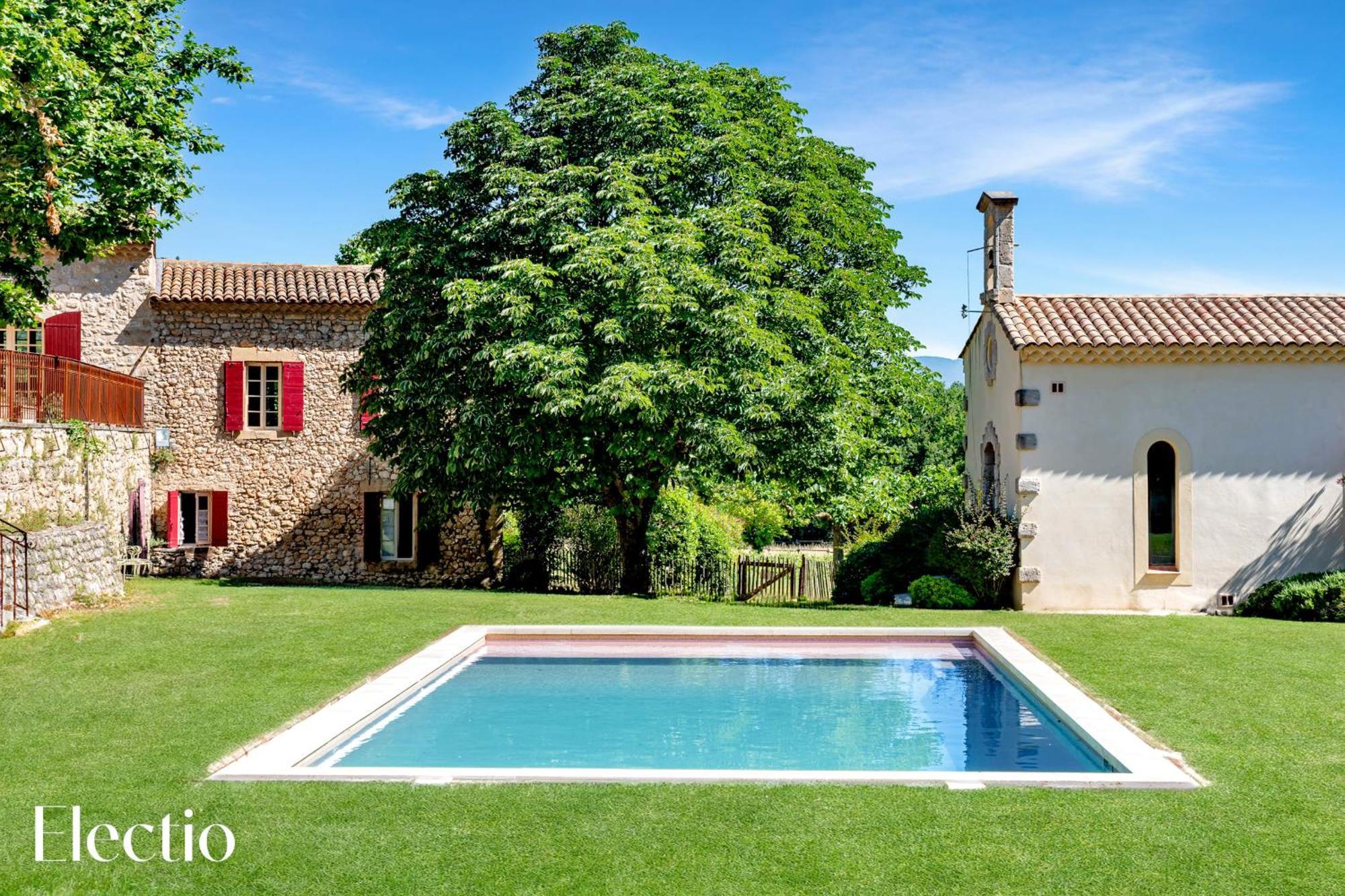 Bastide Domaine Tour Campanets Aparthotel Le Puy Sainte Reparade Bagian luar foto