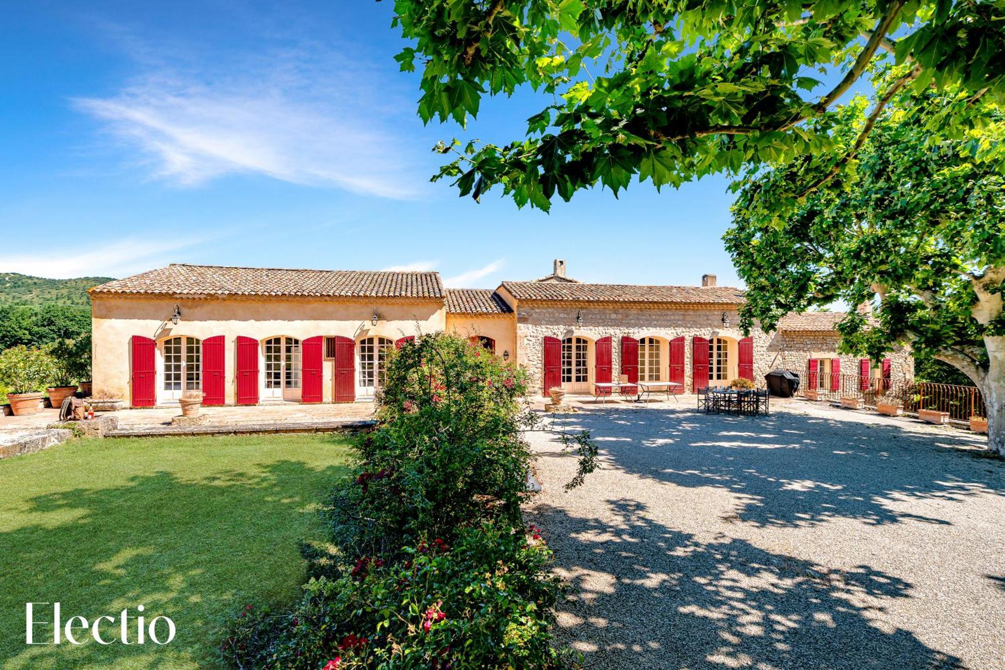 Bastide Domaine Tour Campanets Aparthotel Le Puy Sainte Reparade Bagian luar foto